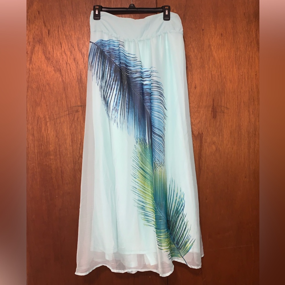 🐠 NWT NY&CO maxi skirt size M